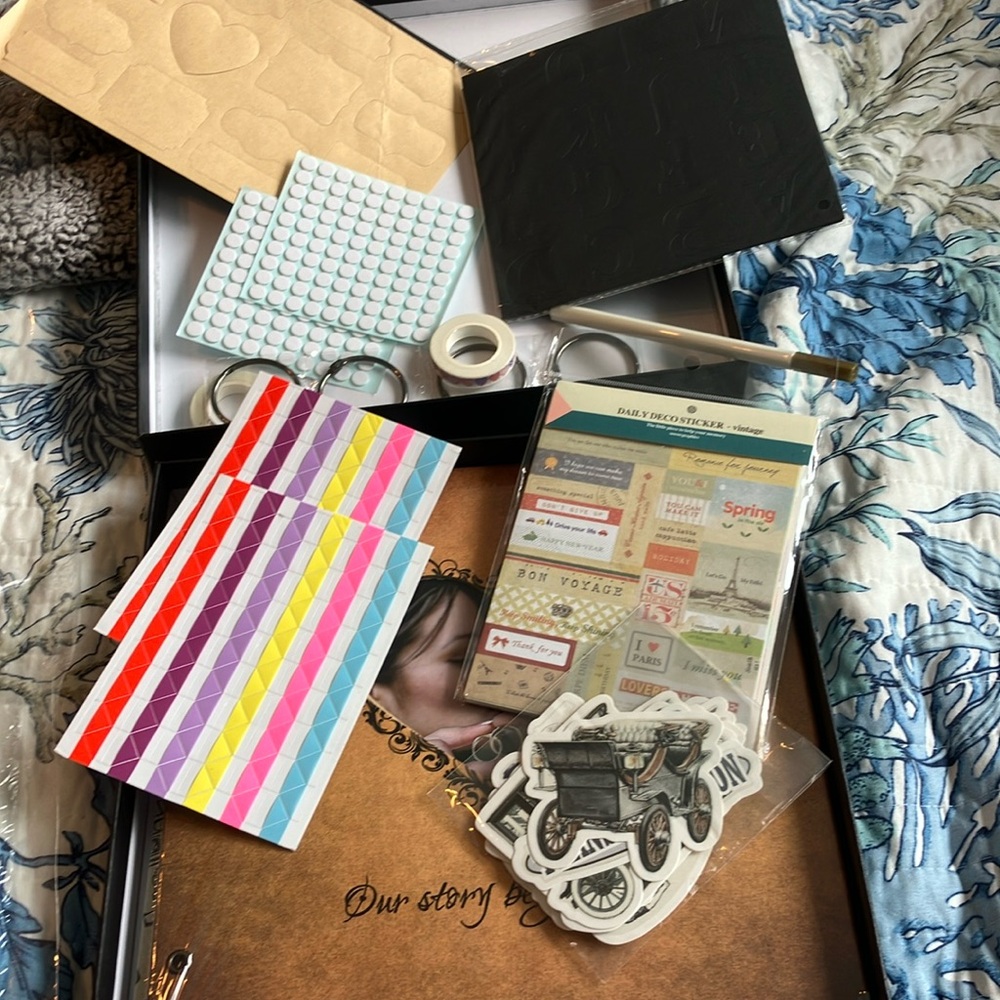 Heart shaped Scrapbook / Photo album